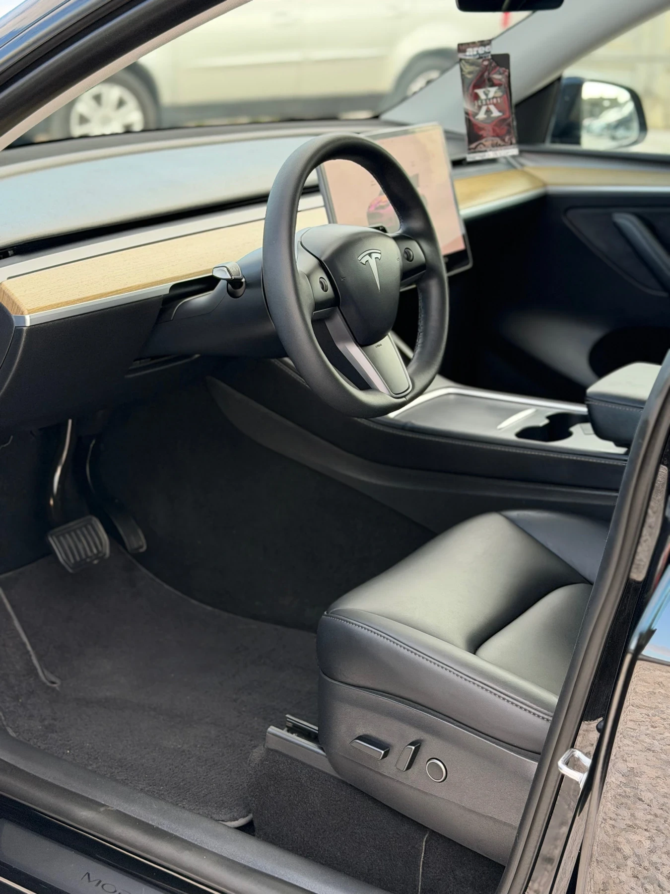 Tesla Model Y RWD 60kWh 2023, снимка 7 - Автомобили и джипове - 54839392
