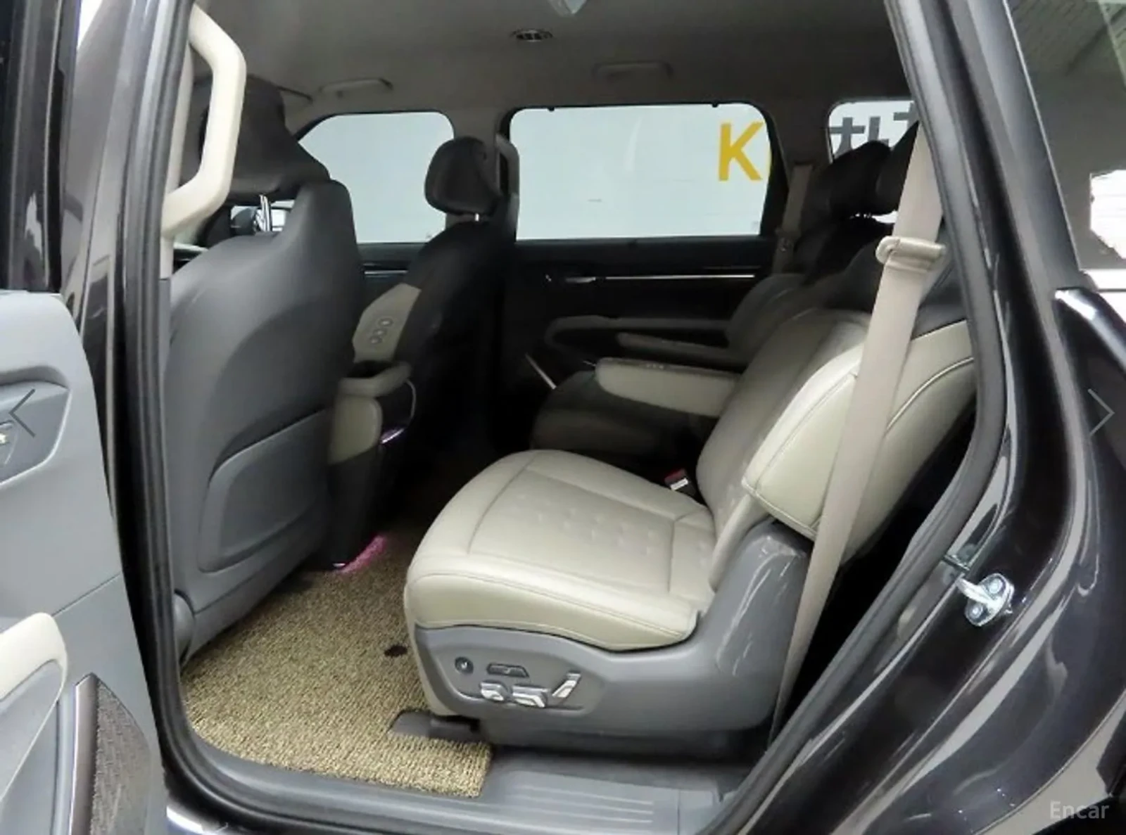 Kia EV9, снимка 12 - Автомобили и джипове - 55057187