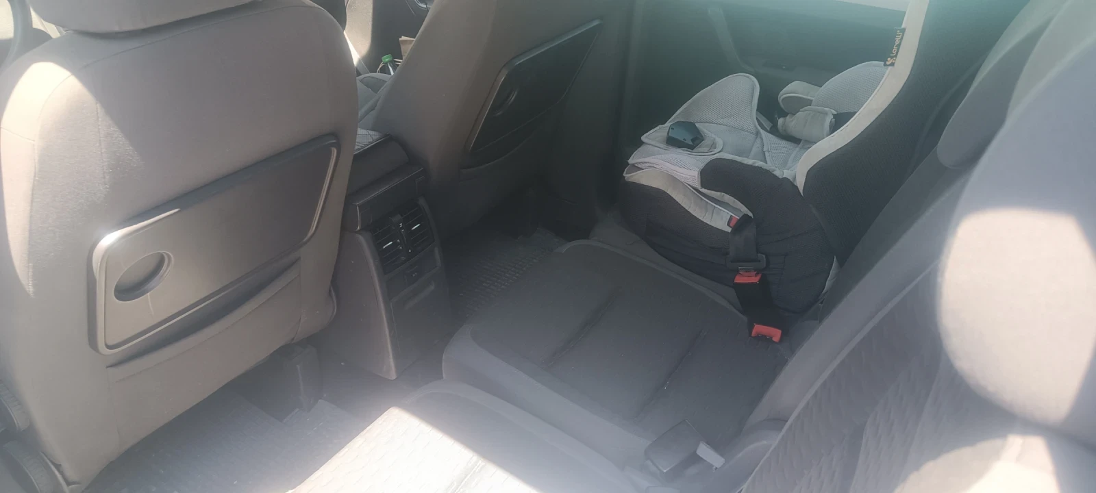 VW Touran 1.9, снимка 7 - Автомобили и джипове - 55500199