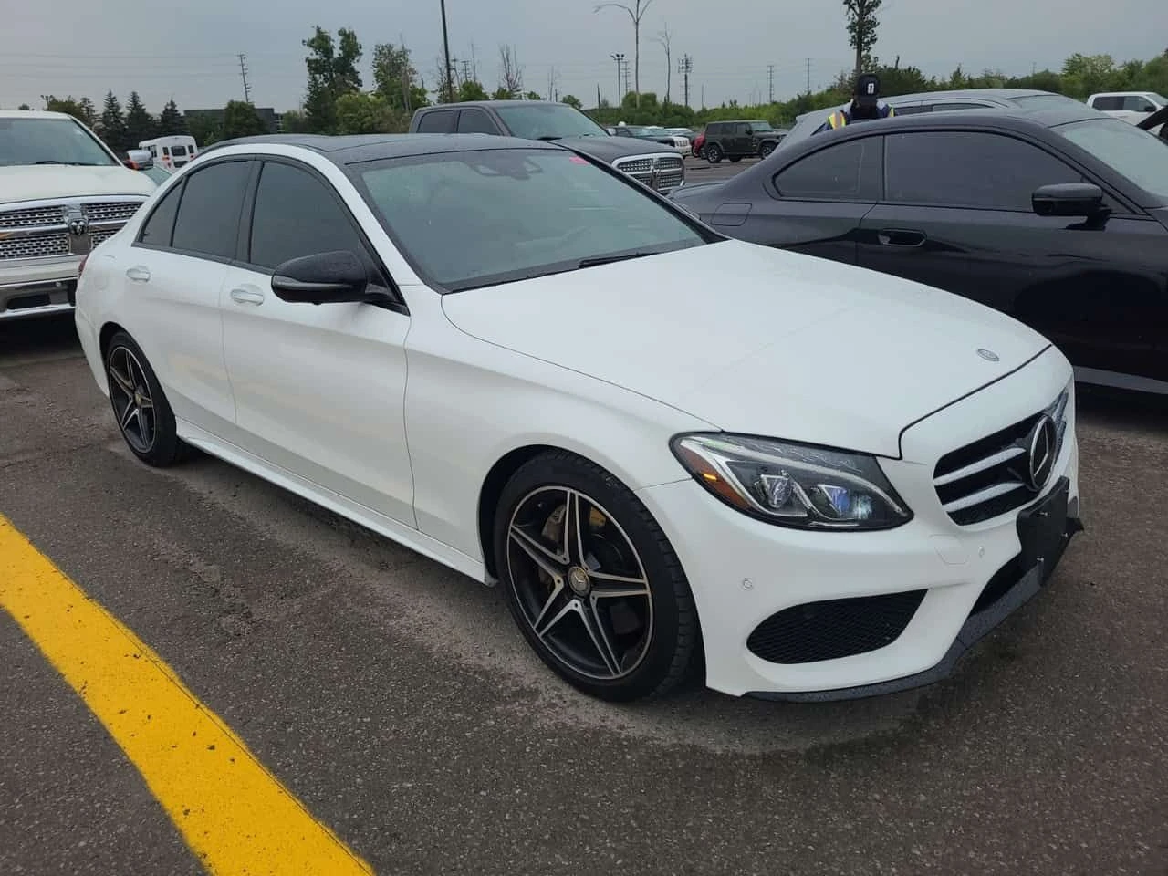 Mercedes-Benz C 300 АМГ ПАКЕТ/ЧЕРВЕН САЛОН/ПАНО/ДИСТРОНИК/360/ Burmest