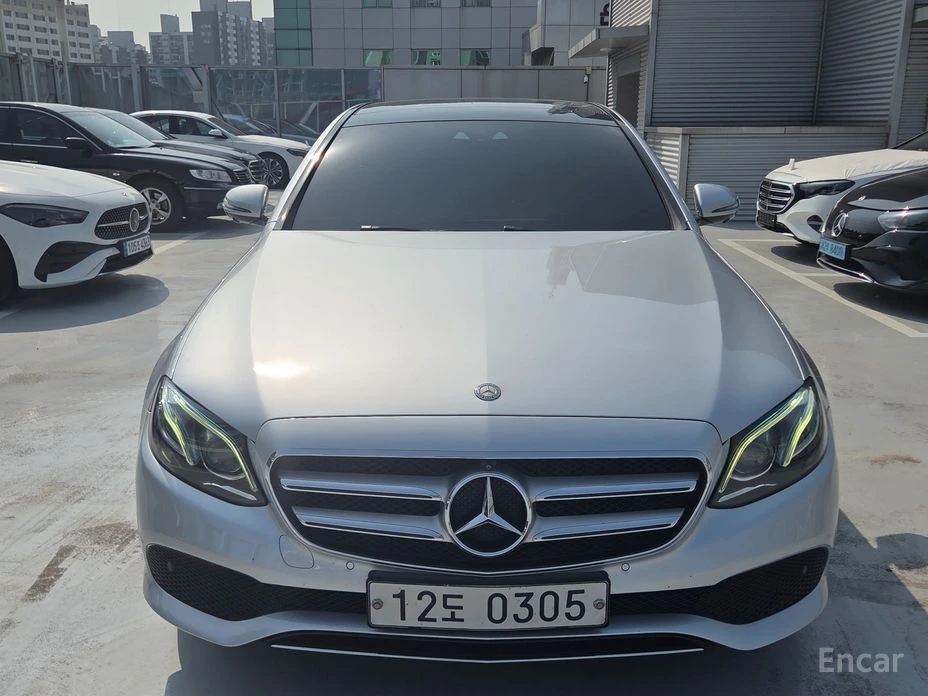 Mercedes-Benz E 300