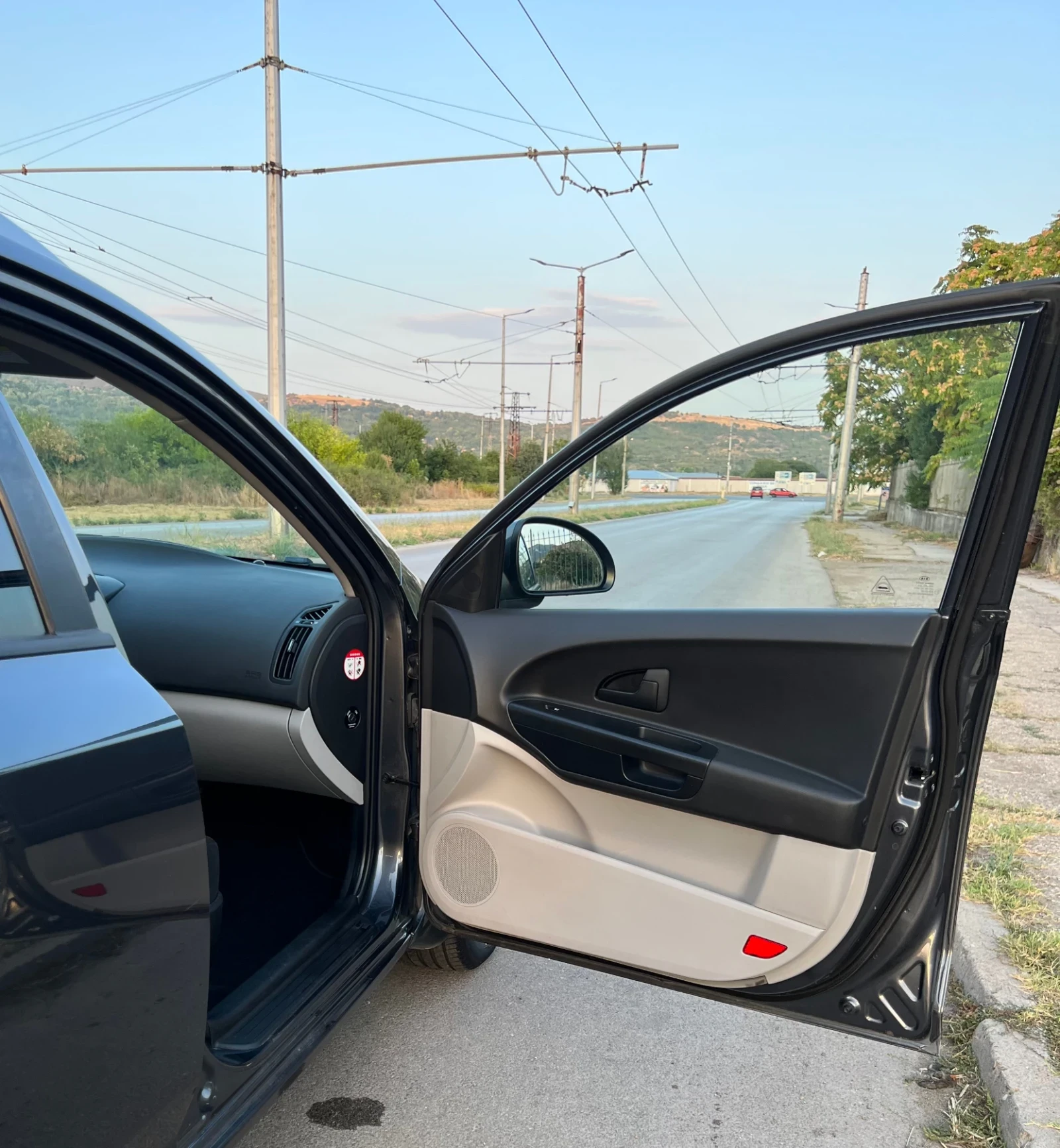 Kia Ceed 1.4 i* 163000km* , снимка 11 - Автомобили и джипове - 55931877