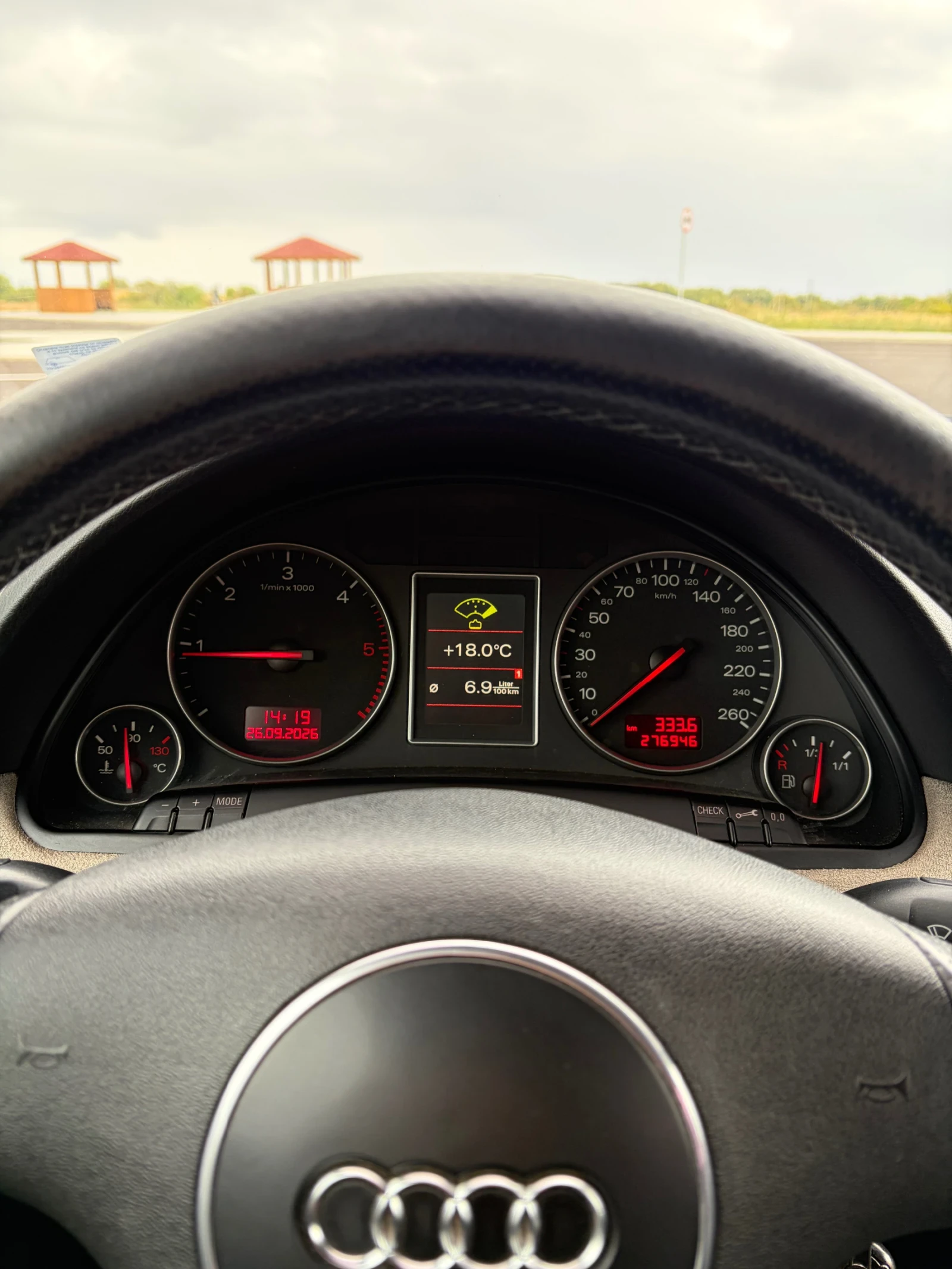 Audi A4 1.9TDI, снимка 15 - Автомобили и джипове - 56267311