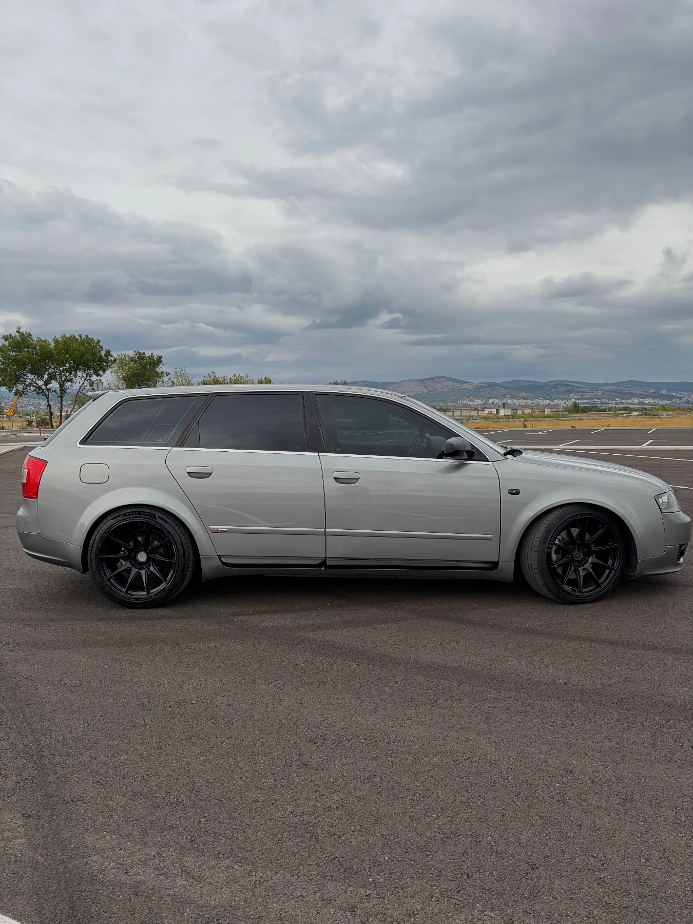 Audi A4 1.9TDI, снимка 2 - Автомобили и джипове - 56267311