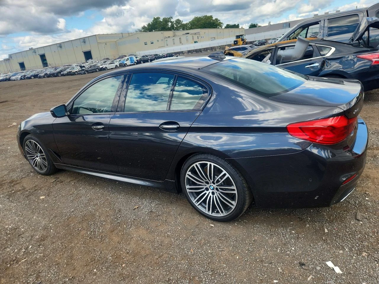 BMW 540 xDrive M-pack, снимка 2 - Автомобили и джипове - 56439587