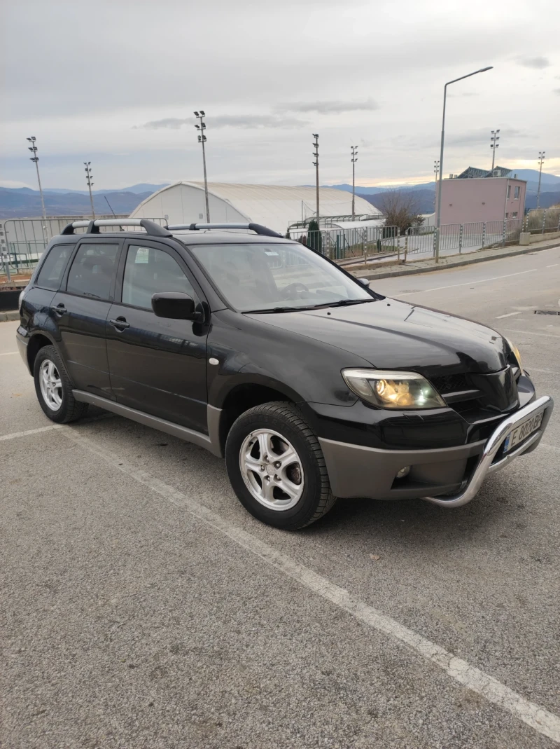 Mitsubishi Outlander 2.0i LPG 4X4 , снимка 2 - Автомобили и джипове - 48044109