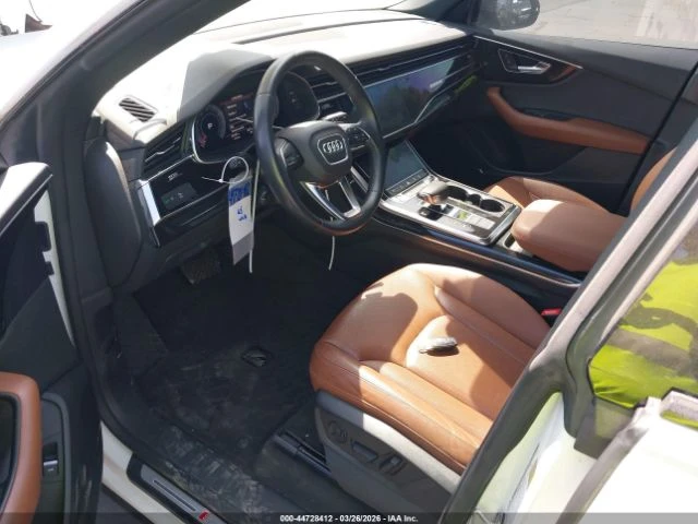 Audi Q8 PREMIUM* DISTRONIC* ПОДГРЕВ* ОБДУХВАНЕ* 360* КАМЕР, снимка 7 - Автомобили и джипове - 55387633