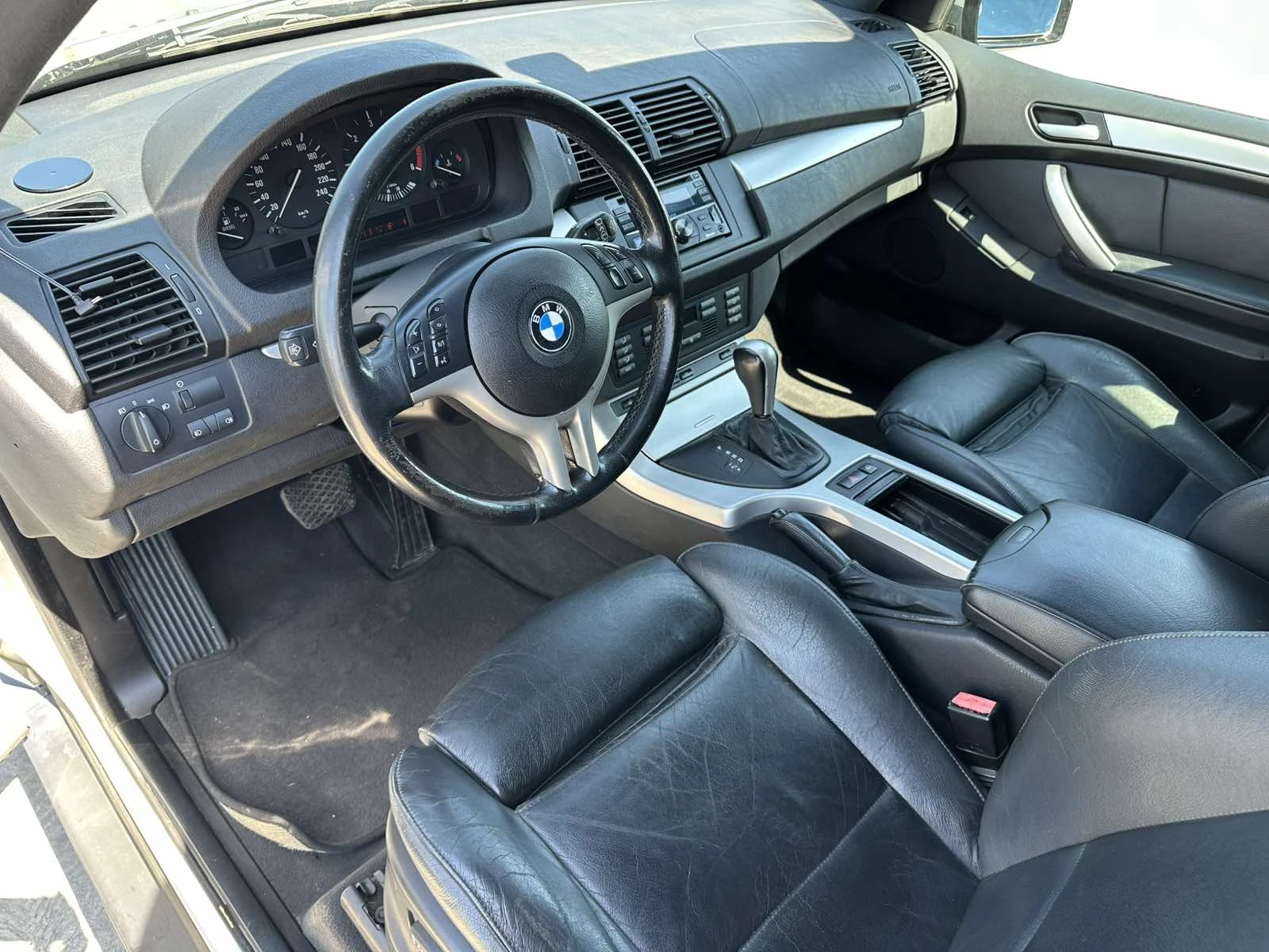 BMW X5  - изображение 9