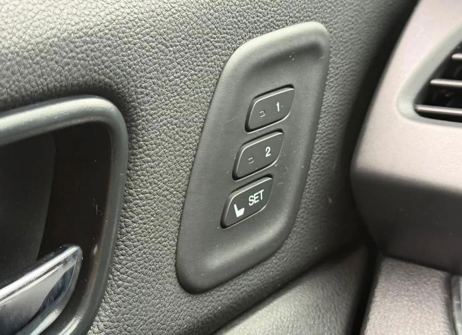 Honda Cr-v 2.0 I-vtec 4x4 Executive  | Mobile.bg   16