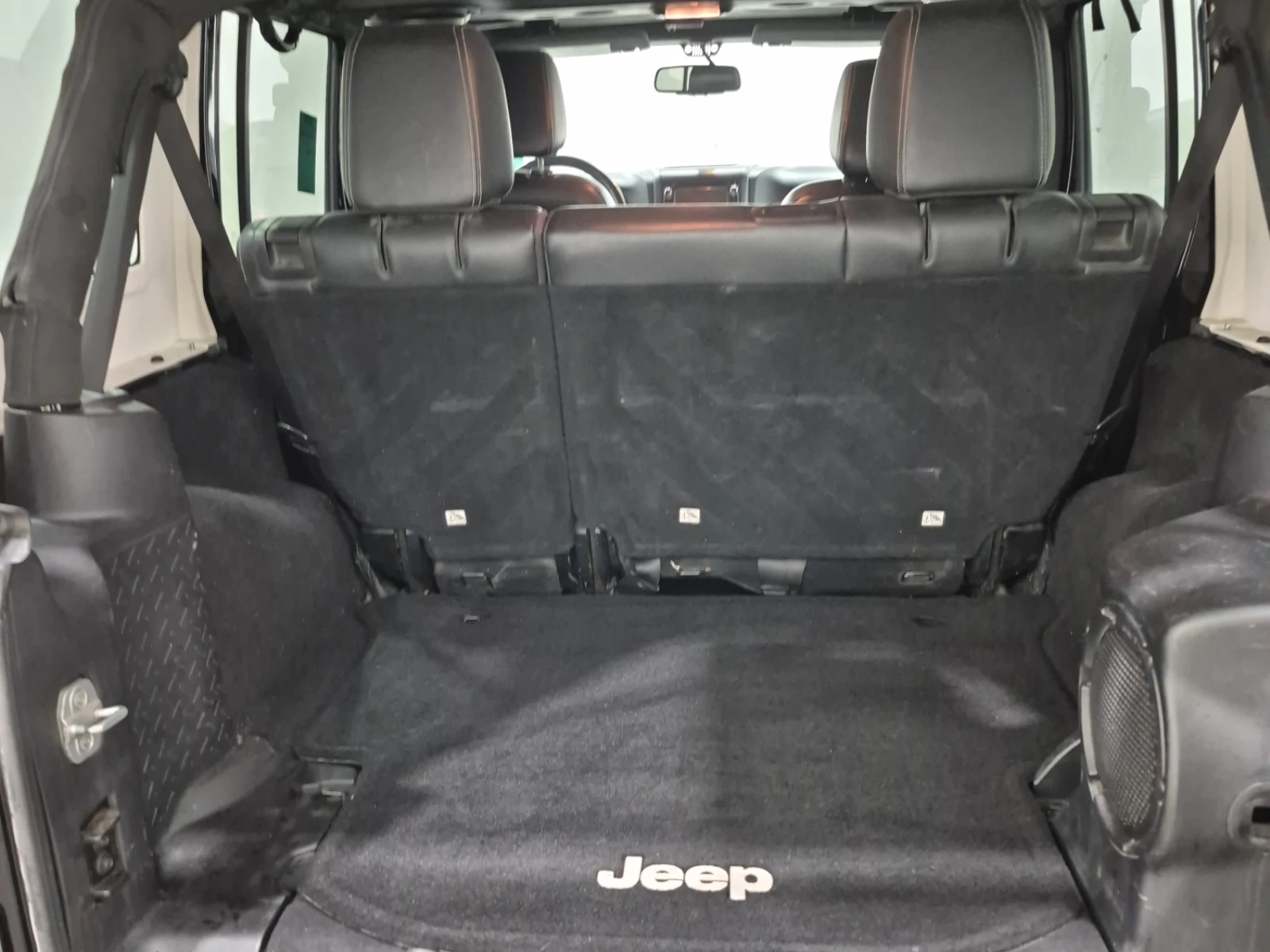 Jeep Wrangler SAHARA/3.6/����� ����/����/��������� | Mobile.bg � ����������� 12