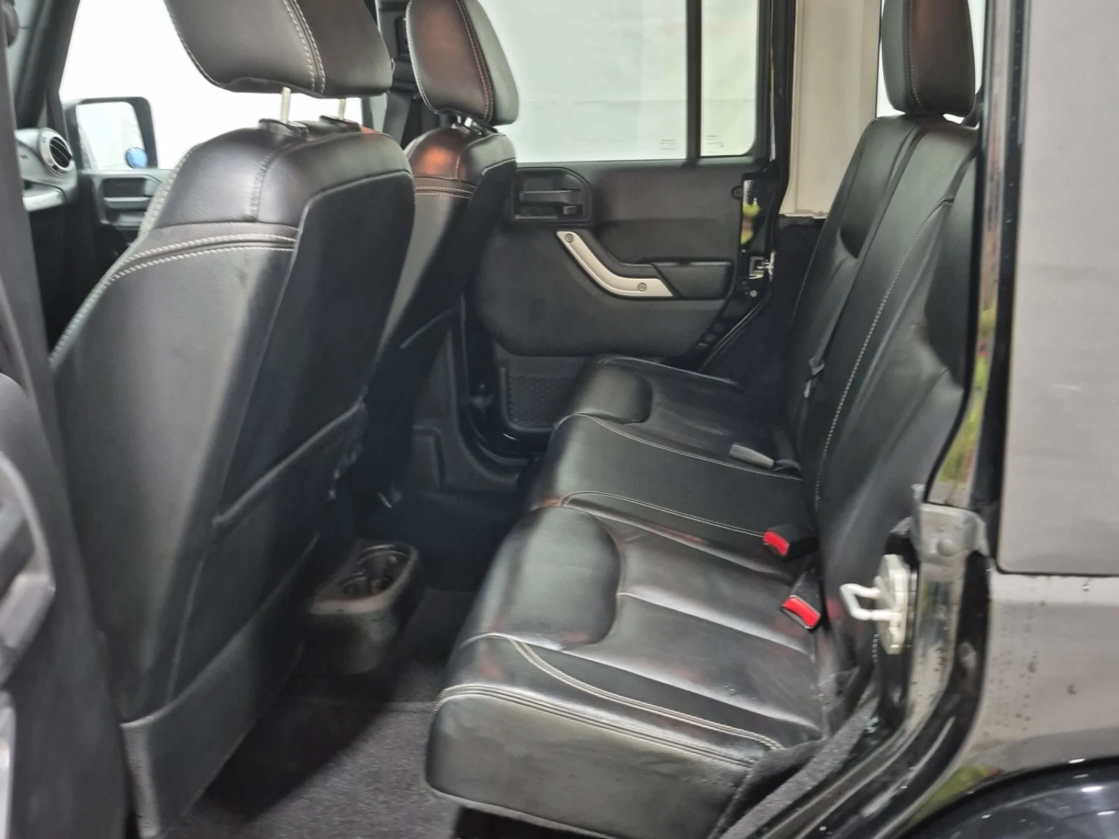 Jeep Wrangler SAHARA/3.6/����� ����/����/��������� | Mobile.bg � ����������� 11