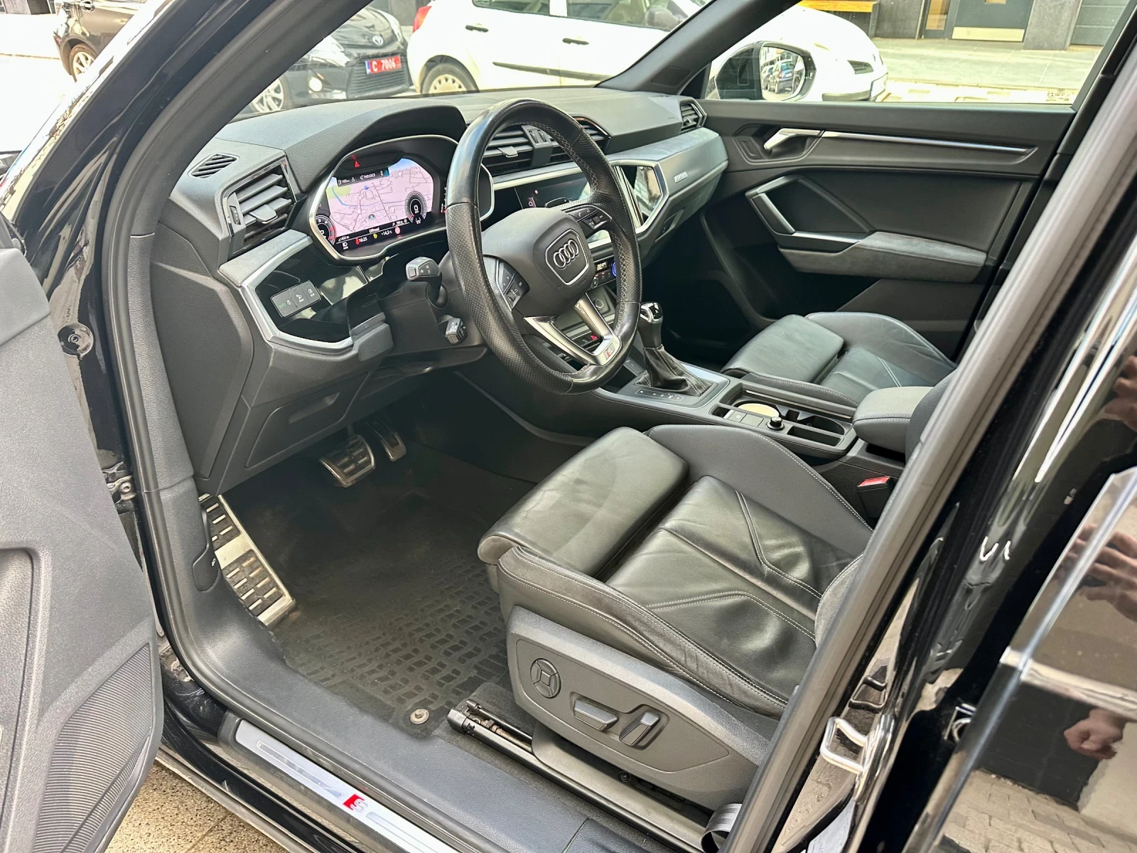 Audi Q3 40 TDI S-line Quattro , снимка 3 - Автомобили и джипове - 53994910