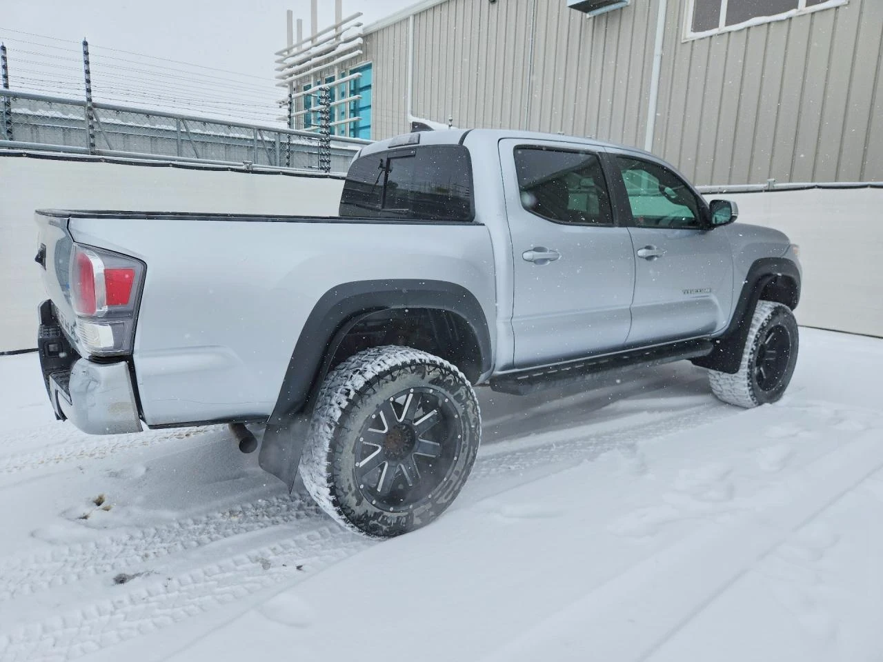 Toyota Tacoma 3.5l Sr V6, снимка 3 - Автомобили и джипове - 54129260