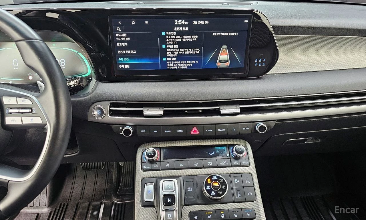 Hyundai Palisade 3.8* EXCLUSIVE* ПОДГРЕВ* 360 КАМЕРИ* ОБДУХВАНЕ, снимка 13 - Автомобили и джипове - 54512875