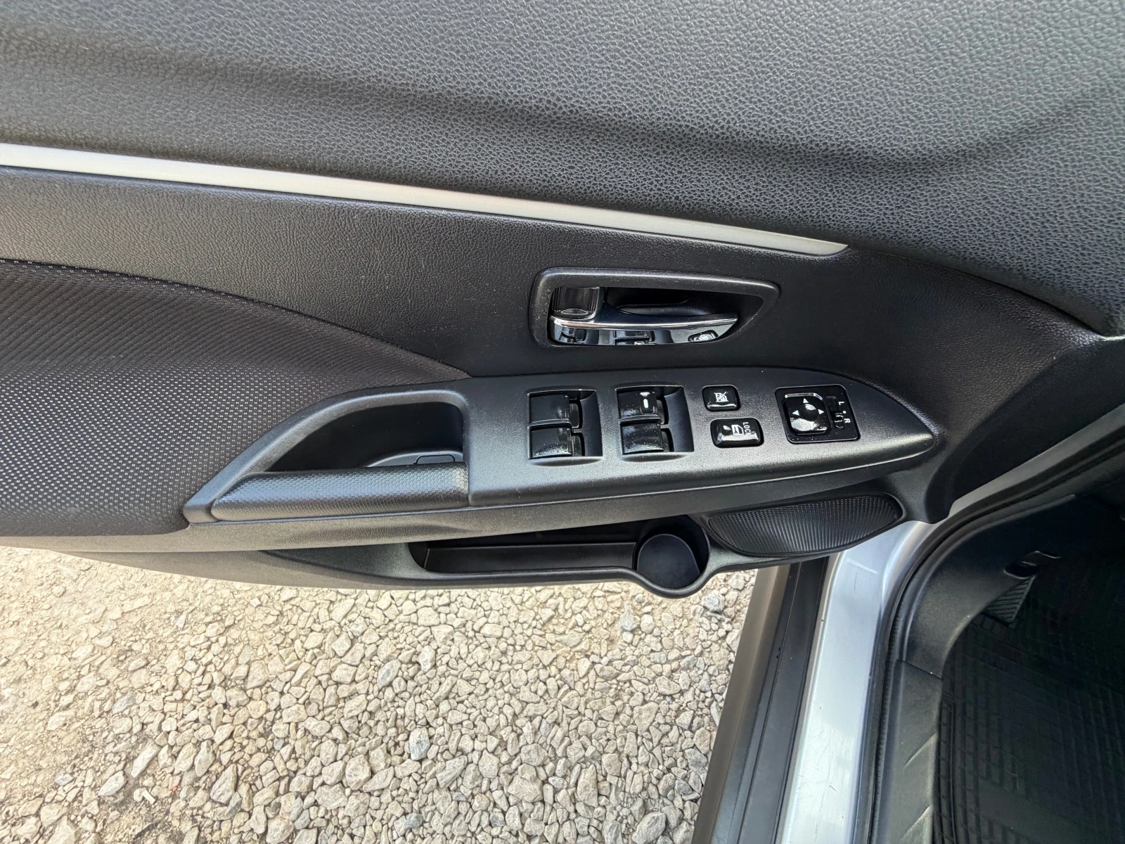 Mitsubishi ASX 1.8DITDI* Invite* 077945* EVRO5, снимка 12 - Автомобили и джипове - 54514425