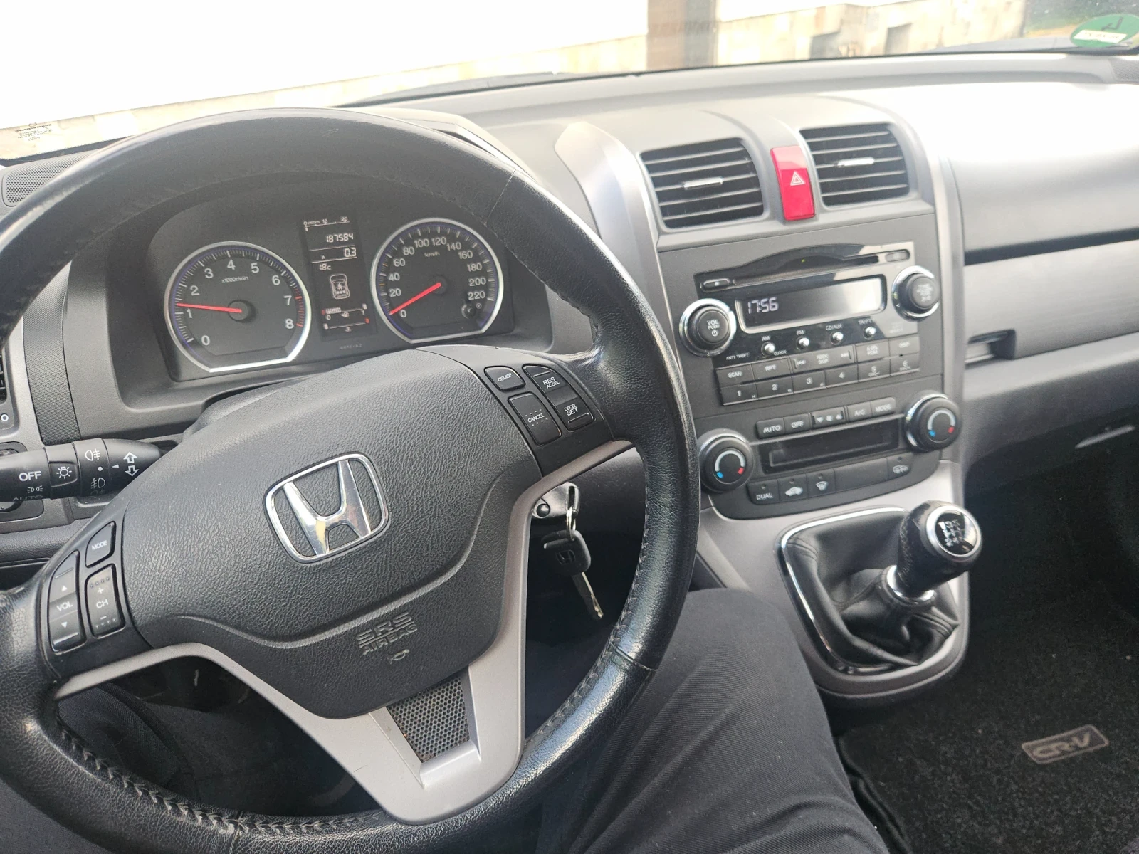 Honda Cr-v 2.0i 4x4, 6 ck., снимка 14 - Автомобили и джипове - 54633148