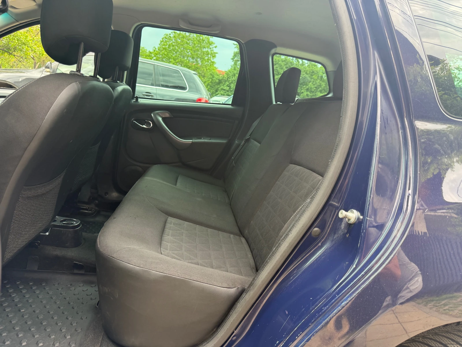 Dacia Duster 1.5dci 4x4 | Mobile.bg � ����������� 10
