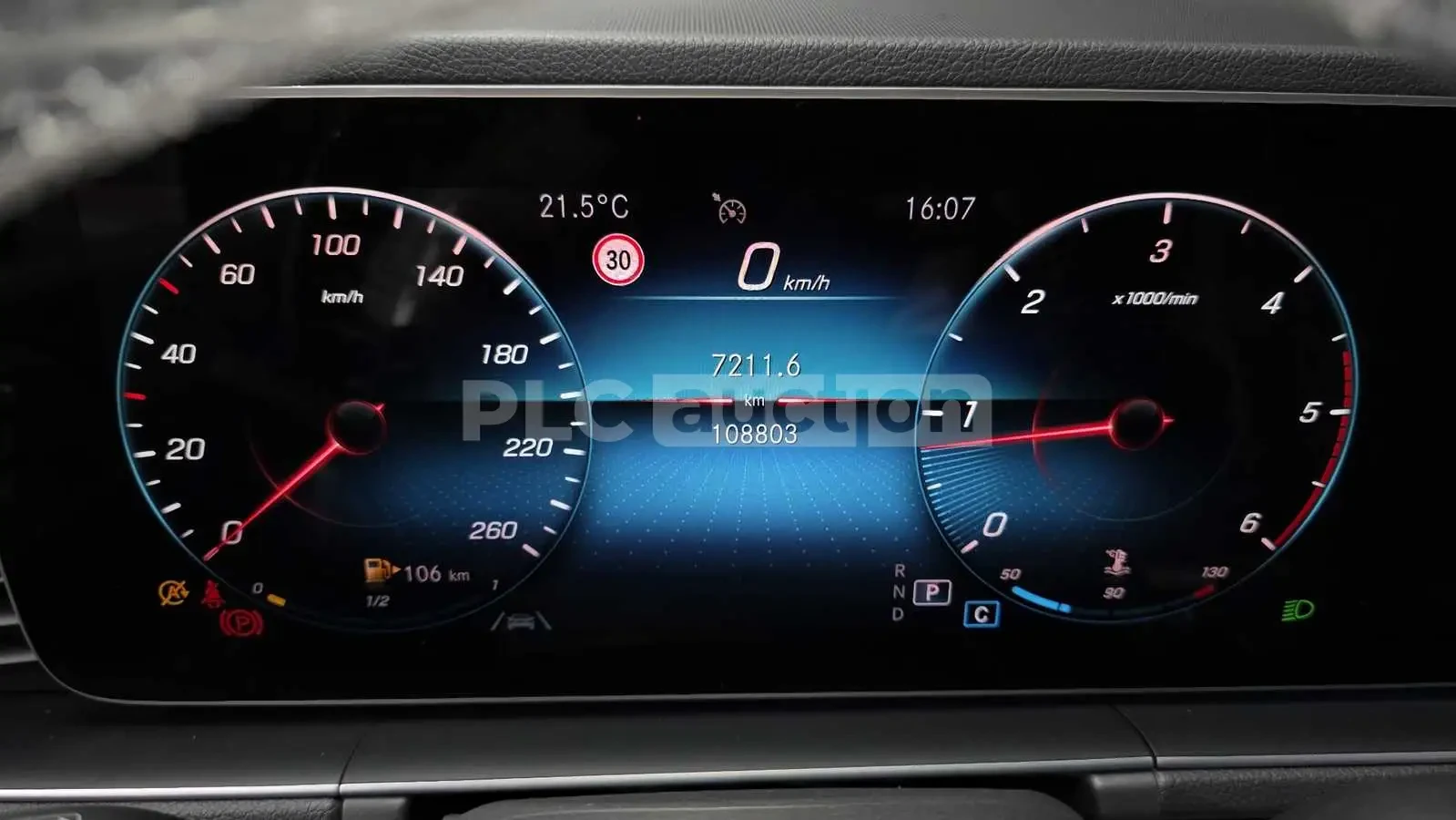Mercedes-Benz GLE 300 d 4MATIC| КАМЕРА| ПОДГРЕВ| ПАНОРАМА| ВКЛ.ТЕХНОТЕСТ, снимка 8 - Автомобили и джипове - 54945746