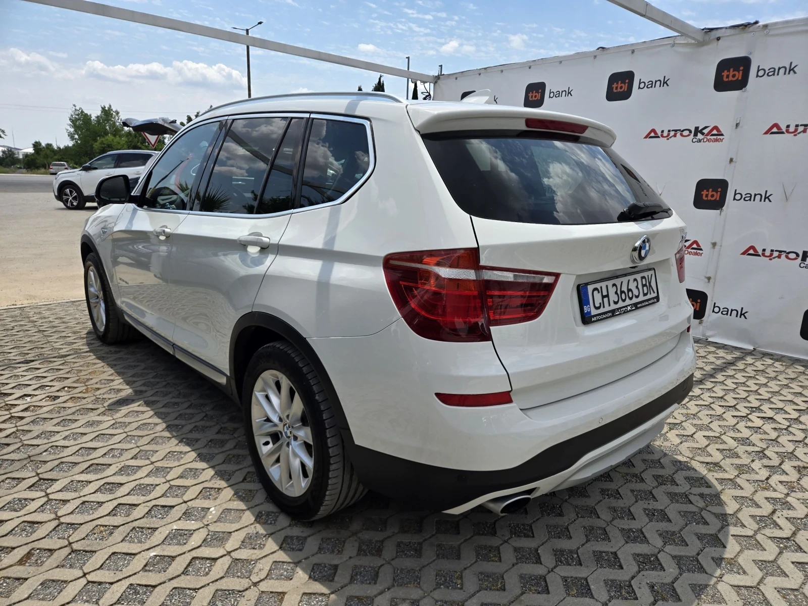BMW X3 2.0D-184кс= АВТОМАТ= XDRIVE= FACE= H&K= PANO, снимка 5 - Автомобили и джипове - 55133414
