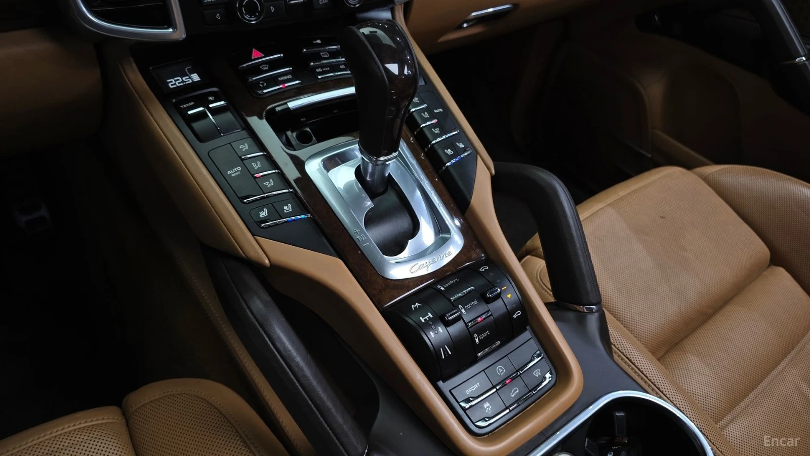 Porsche Cayenne 4.8 Turbo* КОЖА* ОБДУХВ* НАВИ* ПАНО, снимка 8 - Автомобили и джипове - 55491690