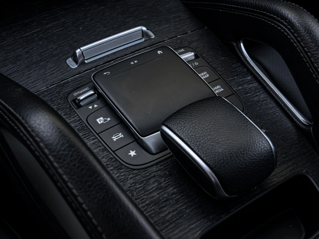 Mercedes-Benz GLE 350 4MATIC* FULLY LOADED* FULLY SERVICED AT MERCEDES, снимка 14 - Автомобили и джипове - 55724301