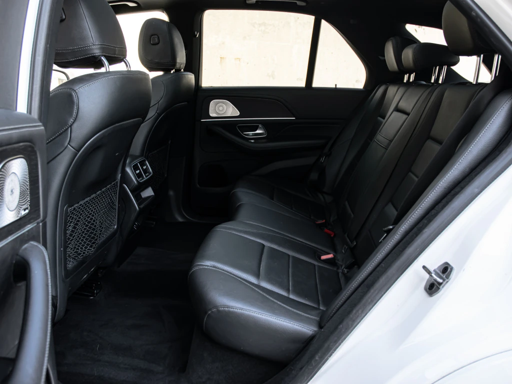 Mercedes-Benz GLE 350 4MATIC* FULLY LOADED* FULLY SERVICED AT MERCEDES, снимка 16 - Автомобили и джипове - 55724301