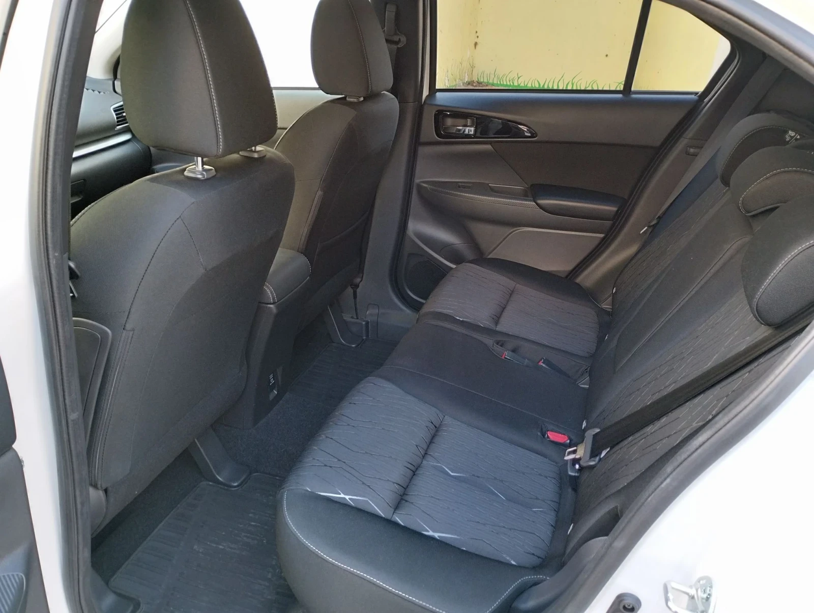 Mitsubishi Eclipse Cross 1.5 MIVEC 4X4 | Mobile.bg � ����������� 9