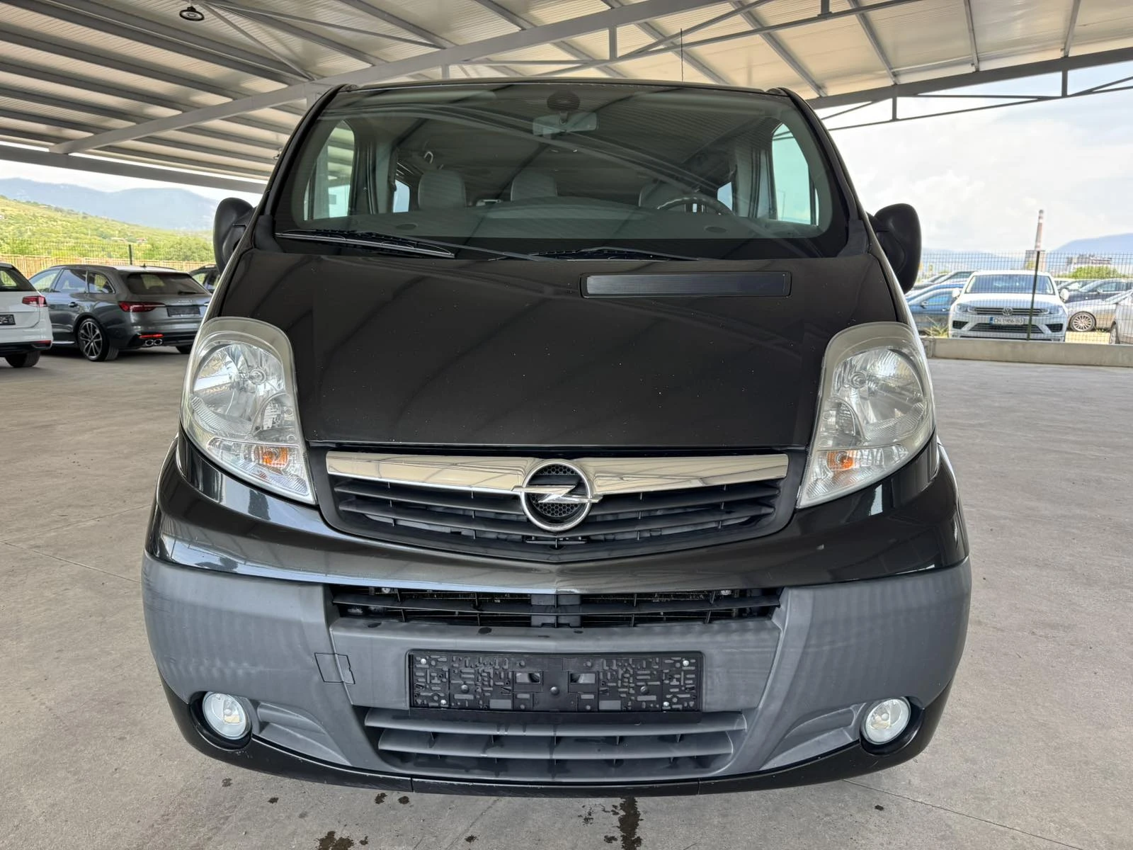 Opel Vivaro 2.0CDTI* 115ps* 9места* 6ск* КЛИМАТИК, снимка 8 - Бусове и автобуси - 54790385