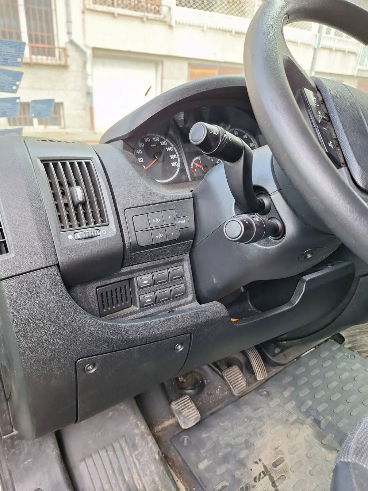 Peugeot Boxer, снимка 5 - Бусове и автобуси - 56328159