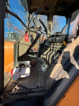 Трактор Claas, снимка 5