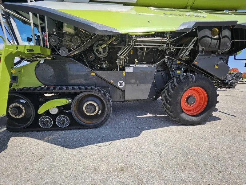 Комбайн Claas Lexion 770 TT, снимка 16 - Селскостопанска техника - 45665437