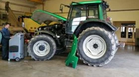 Булдозер New Holland ремонт на климатици, снимка 2