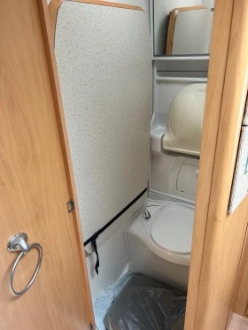 Каравана Beyerland, снимка 15