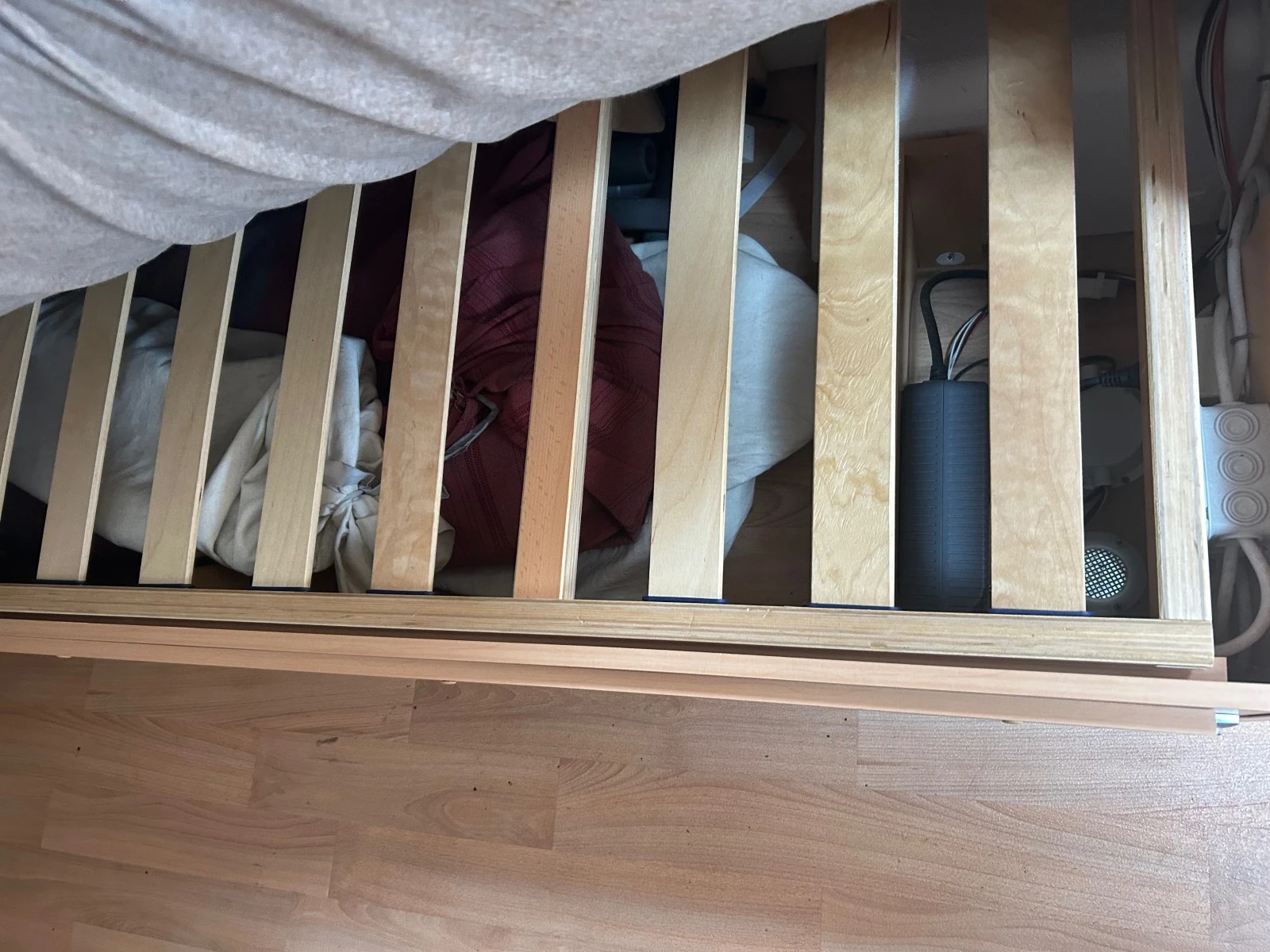  Beyerland | Mobile.bg   16