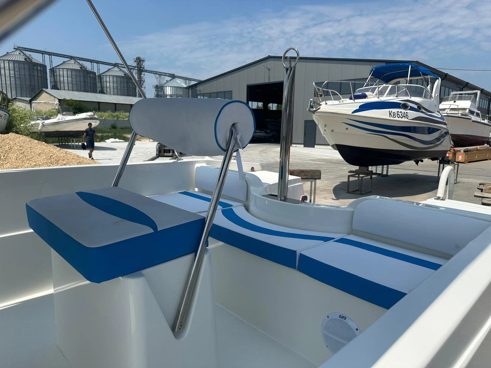 ����� ��������� ������������ SKI 18 | Mobile.bg � ����������� 7