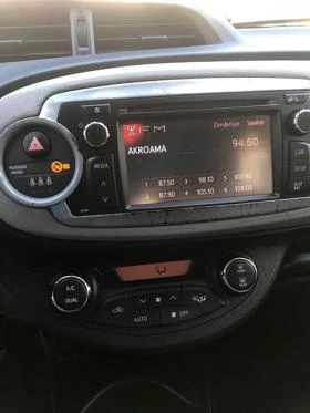 Toyota Yaris 14 TDI NAVI KLIMA AVTOMAT, снимка 3