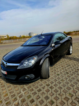 Opel Astra  1.8 i Швейцария !! Сервизна история !, снимка 1 - Автомобили и джипове - 45967948