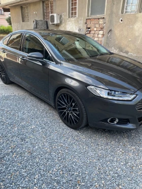 Ford Mondeo Titanium, снимка 2