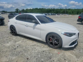 Alfa Romeo Giulia * Q4* КОЖА* ПОДГРЕВ* NAVI* LED*  | Auto.bg — изображение 2