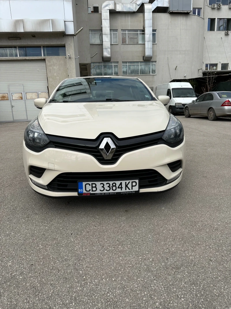 Renault Clio, снимка 1 - Автомобили и джипове - 46375755