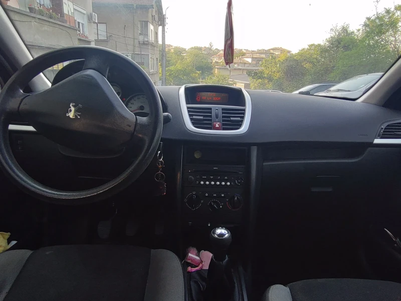 Peugeot 207, снимка 5 - Автомобили и джипове - 46771284