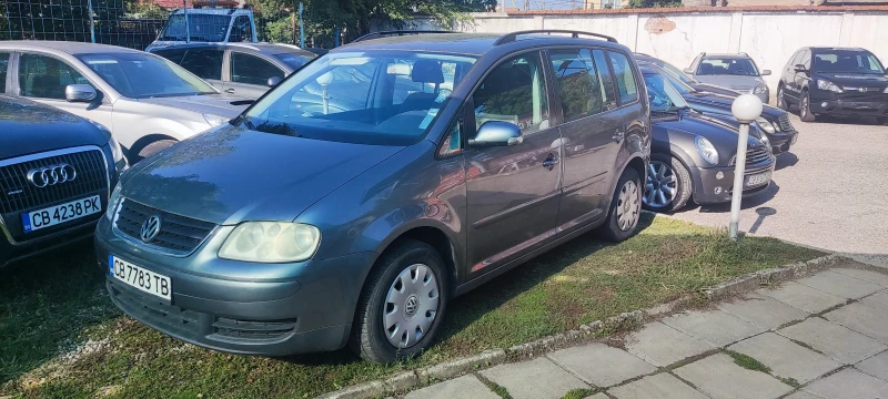 VW Touran, снимка 3 - Автомобили и джипове - 47329437