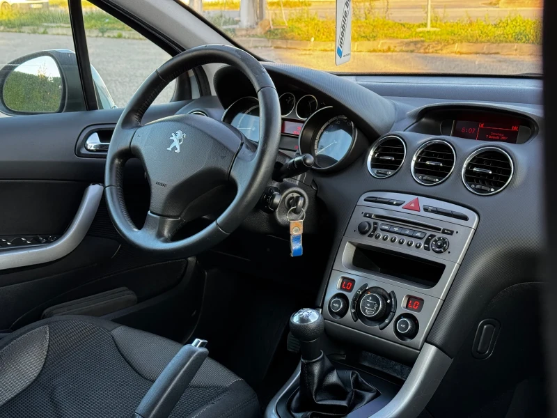 Peugeot 308 1.6HDI/ИТАЛИЯ, снимка 13 - Автомобили и джипове - 47719402