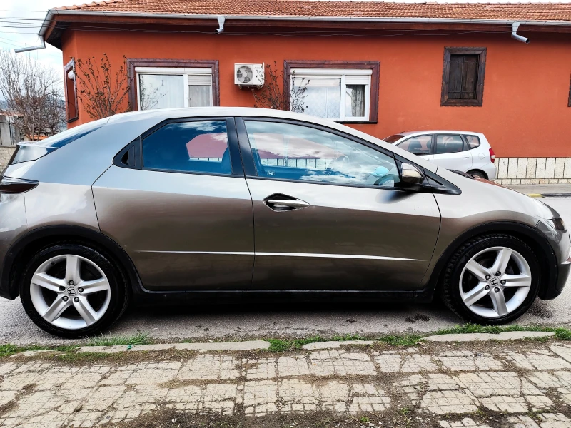 Honda Civic, снимка 4 - Автомобили и джипове - 51652320