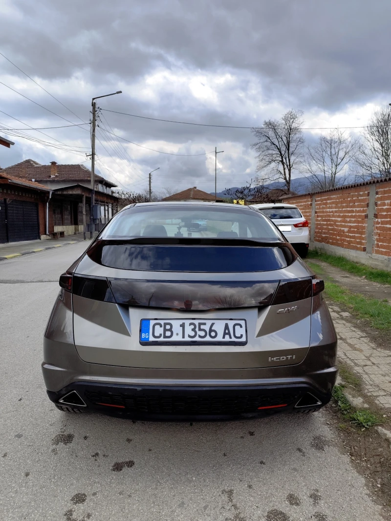 Honda Civic, снимка 2 - Автомобили и джипове - 51652320