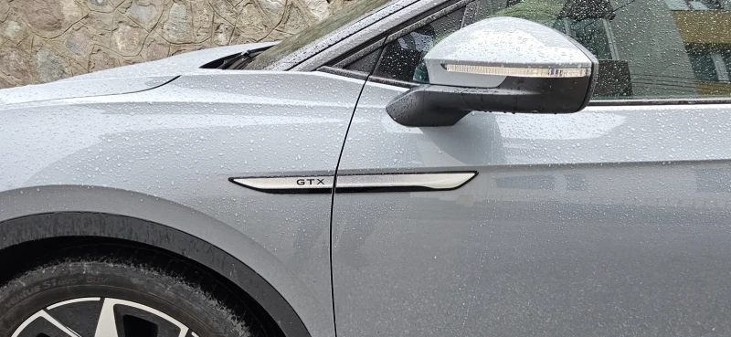 VW ID.4 GTX Sport+ , снимка 6 - Автомобили и джипове - 52268443