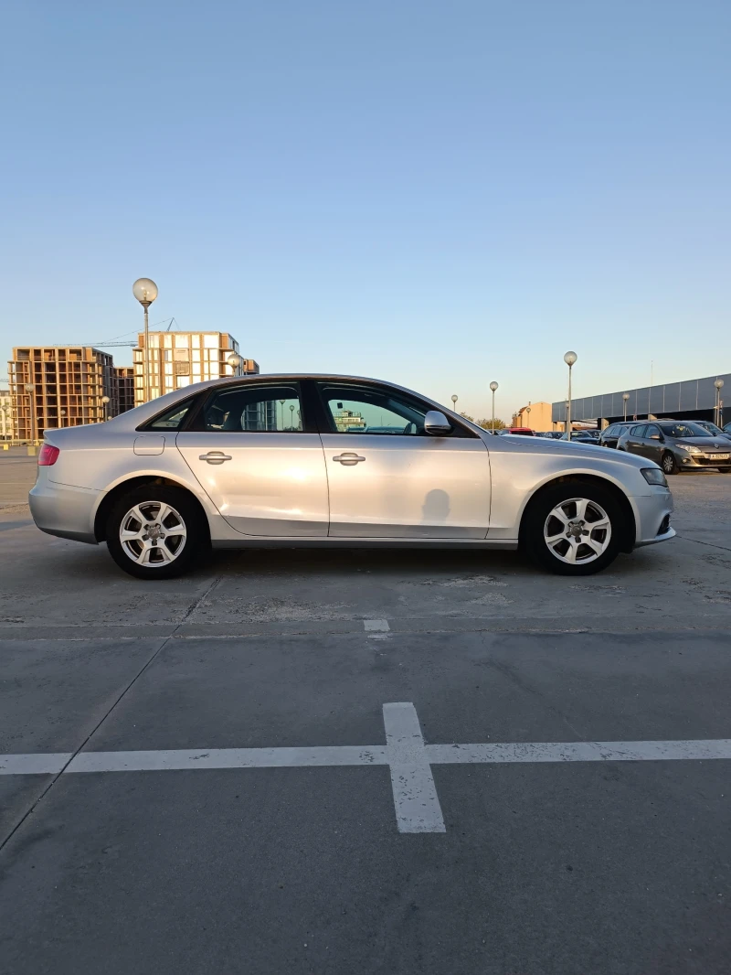 Audi A4 2.0TDI, снимка 7 - Автомобили и джипове - 52296135