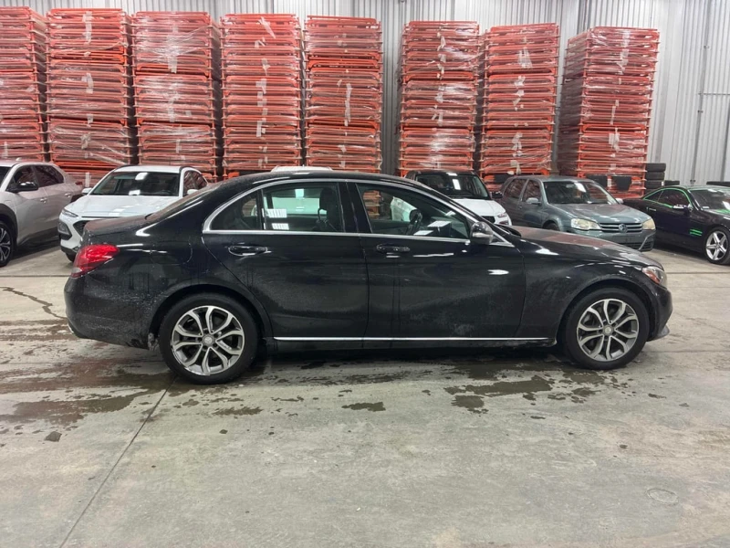 Mercedes-Benz C 300 2015 4MATIC * ПРЕДСТАВИТЕЛСТВО НА TOYOTA * , снимка 4 - Автомобили и джипове - 53281986