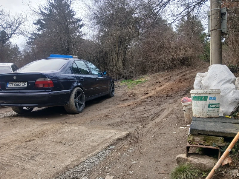 BMW 525 2.5-163 коня, снимка 3 - Автомобили и джипове - 53456245