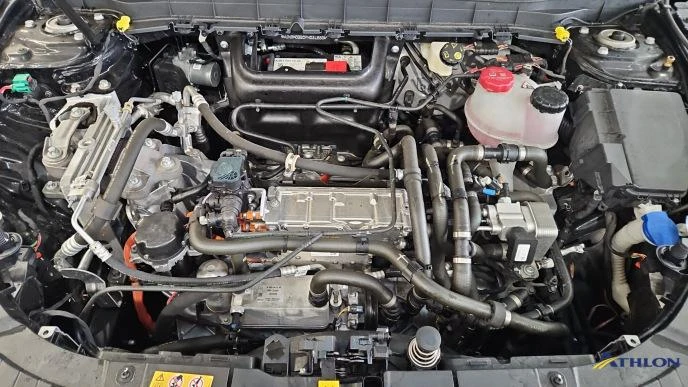 Mercedes-Benz EQB 250 progressive, снимка 12 - Автомобили и джипове - 54041149